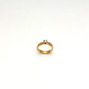 Anillo Oro Amarillo 18 kilates Diamante 0,25 ct